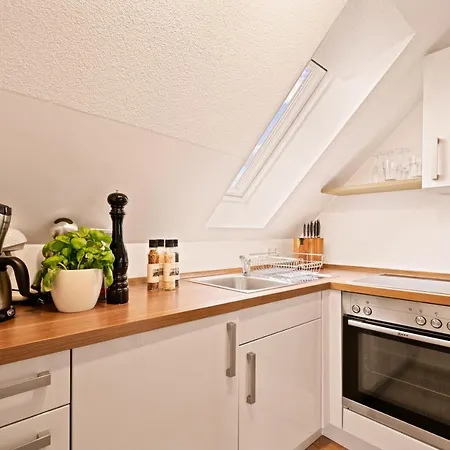 Ferien-Apartment Haubentaucher Im Naturschutzgebiet Mit Privatstrand Friedrichshafen Exterior photo