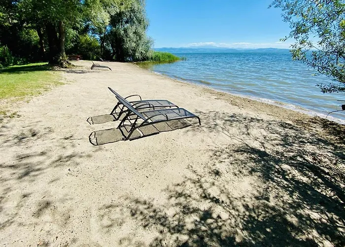 Ferien-Apartment Haubentaucher Im Naturschutzgebiet Mit Privatstrand