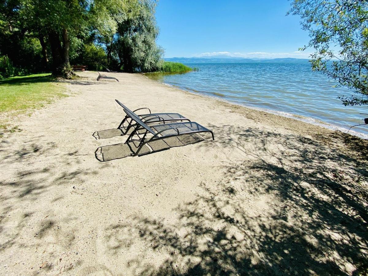 Ferien-apartment Haubentaucher Im Naturschutzgebiet Mit Privatstrand *